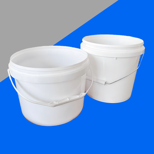 Seau en plastique <span class=keywords><strong>de</strong></span> 5 <span class=keywords><strong>litres</strong></span> et <span class=keywords><strong>20</strong></span> <span class=keywords><strong>litres</strong></span>, vente en gros <span class=keywords><strong>d</strong></span>'usine, qualité alimentaire, multi-usages, seau en plastique <span class=keywords><strong>de</strong></span> haute qualité avec poignée - Product Image 1