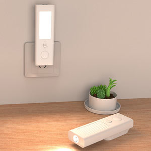 Luz Nocturna de Doble Propósito con Sensor de Movimiento y Enchufe, Recargable por USB, Ideal para Viajes Internacionales - Product Image 4