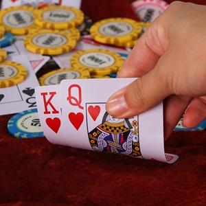 Cartes à jouer en PVC robustes et résistantes aux rayures pour les jeux de <span class=keywords><strong>poker</strong></span> en bar, les clubs privés et les matchs de <span class=keywords><strong>poker</strong></span> - Product Image 5