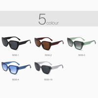 Vente directe d'usine de lunettes de soleil en plastique de haute qualité, logo personnalisé, lunettes de soleil UV400 unisexes