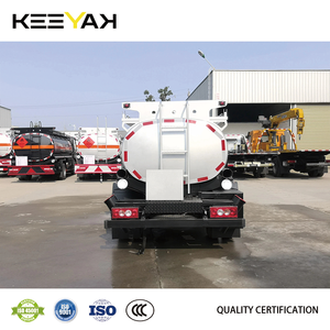 FOTON 4000 리터 연료 탱크 트럭 4x2 디젤 6000L 연료 오일 트럭 단일 택시 트럭 오일 탱크 판매 - Product Image 5