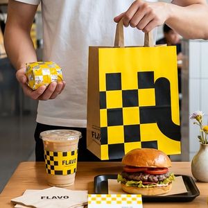 Sacs en papier kraft personnalisés, écologiques, jetables et recyclables pour emballages de restauration rapide (burgers, frites) à emporter avec poignée - Product Image 5