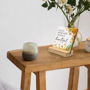 Bespoke ที่วางป้ายโลหะตกแต่งโต๊ะทำจากอะคริลิคสีใสพร้อมขาตั้งไม้ของขวัญสำหรับคุณแม่ - Product Image 2