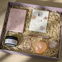 Coffret Cadeau Bien-être C&H : Bougie de Guérison aux Cristaux, Carnet, Stylo et Bracelet pour l'Autosoins, le Stress et l'Anxiété