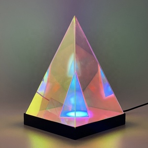 Lámpara de Mesa LED con Forma de Cubo de Rubik Piramidal Colorido, IP67, para Interiores/Exteriores, Camping, Decoración de Dormitorios, Creativa, para Deportes Electrónicos - Product Image 1