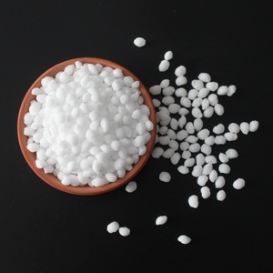 Sel adoucisseur d'eau Chlorure <span class=keywords><strong>de</strong></span> sodium Qualité alimentaire Pureté 99,8% Granulés blancs Usage domestique et commercial Désincrustation <span class=keywords><strong>de</strong></span> l'eau CAS 7647-14-5 - Product Image 1