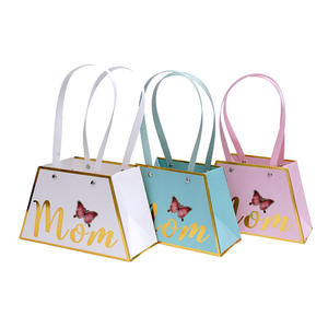 New Arrival Butterfly Design Gold Foil Printed Waterproof Eco-Friendly Custom Logo Luxury Handbag <b>Gift</b> <b>Box</b> Mother's Day Flowers - Product Image 3