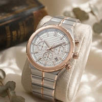 Montre Chronographe Intégrée pour Homme, Cadran Noir Gaufré à Grille, Triple Sous-Cadran Doré, Lunette Tachymetre, Fenêtre de Date