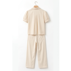 Conjunto de 2 Piezas para Mujer, Camiseta de Manga Corta de Algodón con Cuello Bordado Floral y Pantalones a la Rodilla con Dobladillo de Mariposa, para Primavera - Product Image 2