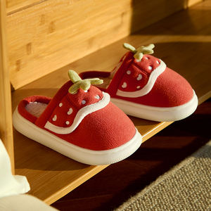 2025 nouveau mignon enfants dessin animé hiver pantoufles confortable chaud maison chaussures garçons filles intérieur maison moelleux pantoufles noël - Product Image 2