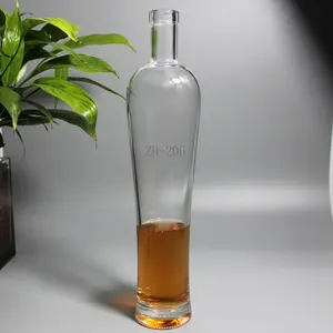 Customized 600ml Round Shoulder Vodka Brandy Spirit Whisky Red Wine glass bottles with cork