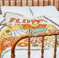 Couverture de canapé en jacquard poly-coton tissé, motif floral de dessin animé vibrant, avec sac fourre-tout assorti et tapis de pique-nique à franges – Vente en gros