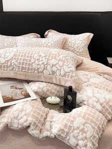 Super doux chaud lait velours épaissi quatre pièces ensemble luxe Jacquard housse de <span class=keywords><strong>couette</strong></span> literie avec sculpture maison hôtel mariage - Product Image 3