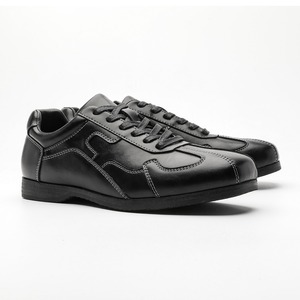 Nuevos zapatos de alta calidad para hombre y mujer, modernos, de cuero negro, casuales, para entrenamiento, planos, de tacón bajo, en un estilo moderno. - Product Image 1