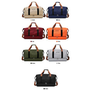 Sac fourre-tout en peluche de grande capacité imperméable à l'impression Sac de voyage à bandoulière Compartiment à chaussures léopard Sports sorties de maman faites - Product Image 6