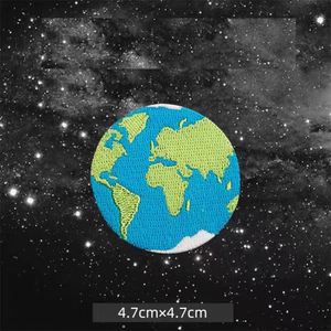 Parche de Logotipo de Ropa Bordado Personalizado con Temática de Exploración del Cosmos y Astronautas - Product Image 2