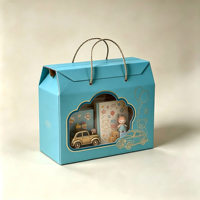 Boîte cadeau en papier OEM ODM avec fenêtre transparente, poignée en papier torsadé, logo personnalisé, emballage pour jouets d'enfants