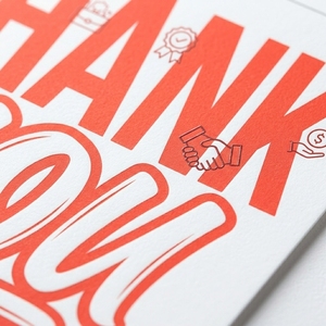 Biglietti di ringraziamento tipografici editoriali personalizzati con logo, colore rosso corallo, moderni, OEM ODM, biglietti di auguri aziendali all'ingrosso - Product Image 2
