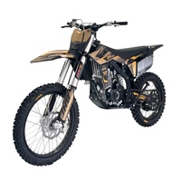 Moto tout-terrain à grande cylindrée, accès tout-terrain pour les pilotes avancés