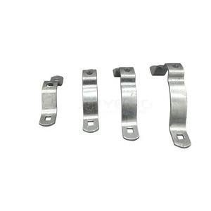 Banda de sujeción de poste desplazada individualmente Quan Pham de 3-1/2 a 4 pulgadas, de acero galvanizado en caliente según ASTM A-153, con dos tornillos de carro de 0.50 x 3.50 pulgadas - Product Image 3