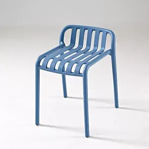 Tabouret de salle à manger polyvalent pour intérieur, idéal pour rehausser l'ambiance de votre restaurant - Product Image 3