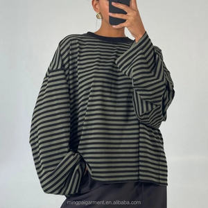 T-<span class=keywords><strong>shirt</strong></span> décontracté surdimensionné à col rond rayé et blocs de couleur pour <span class=keywords><strong>femme</strong></span>, coupe ample, épaules tombantes, style streetwear - Product Image 1