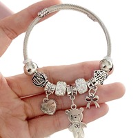 Bracelet Femme JOMTY Ours Cœur Nœud en Alliage de Zinc Plaqué Argent avec Strass en Cristal – Certifié IGI, Bijou de Soirée, Luxe Léger