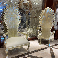 Chaises Offre Spéciale de salon en or à dossier haut du roi et de la reine pour les événements Chaises royales Trône de roi de mariage de luxe