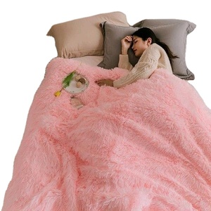 Mantas de lana de coral, venta al por mayor, baratas, gruesas, a granel - Product Image 1