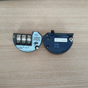 Terminales de Cableado Rosemounte Originales 4-20 MA de Origen Singapur 03031-0332-0003 03031-0332-0015 03031-0332-0003 Alta Calidad - Product Image 4