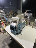 Machine à coudre à œillets motorisée d'occasion Recee 104, haute vitesse 1500 Sti/min, robuste, pour œillets de 5,5 à 13 mm