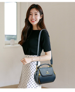 Factory Wholesale Eco-Friendly New Fashion Luxury Women Handbag Waterproof PU <b>Leather</b> Ladies Hand <b>Bags</b> - Product Image 2