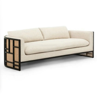 Ensemble de canapés modernes en rotin naturel avec structure en bois massif et coussins en tissu pour salon d'hôtel et de villa