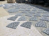 Dalles de pavés en granit gris de Chine, durables, écologiques, industrielles, à cinq côtés fendus, en quart de cercle, pour allées extérieures et jardins