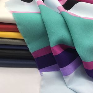 Tissu imprimé de crêpe de mousseline de soie de bulle tissé par polyester de fournisseur d'usine pour des vêtements - Product Image 4