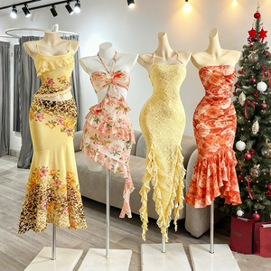 Custom OEM Women's Floral Print Bodycon Dress Collection Ruffle Hem &amp; Strapless/<strong>Spaghetti</strong> <strong>Strap</strong> Styles for Party &amp; Vacation - Product Image 3