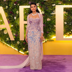 ชุดราตรีทรงเมอร์เมดสีม่วงไลแลคประดับลูกปัดหรูหรา รุ่น SS641 พร้อมผ้าคลุมไหล่ ดีไซน์แบบอาหรับ สำหรับงานปาร์ตี้หรืองานพรอม ราคาขายส่งสำหรับผู้หญิง โดยชารอน - Product Image 1