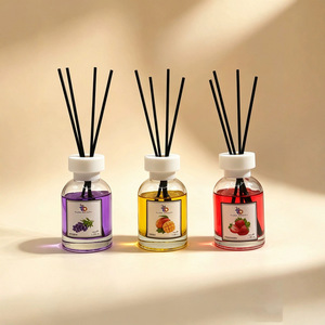 Difusor sin llama con aroma floral frutal para uso en interiores del hogar, difusor <span class=keywords><strong>de</strong></span> fragancia <span class=keywords><strong>de</strong></span> larga duración con varillas <span class=keywords><strong>de</strong></span> ratán. - Product Image 3
