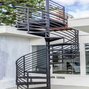Escaleras en Espiral de Diseño Arquitectónico Exclusivo de Alta Gama, Pulimentadas y Hechas a Medida - Product Image 6