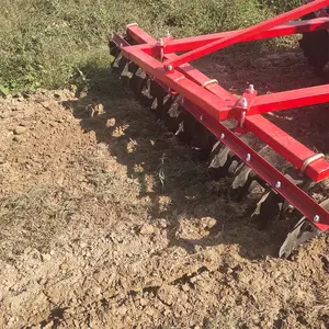 Attrezzi agricoli erpice a dischi leggeri per macchine agricole per l'uso del trattore