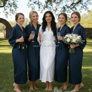 Peignoir de luxe pour femme disponible en 16 couleurs, longue robe en satin, robe décontractée en soie satinée, robe de mariée, chemise de nuit élégante, vêtements de détente en satin - Product Image 3