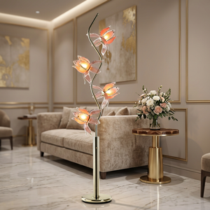 Lámpara de pie floral de lujo con diseño de loto, pétalos de vidrio, base metálica estable, portalámparas E26, luz decorativa para hotel y sala de estar. - Product Image 5