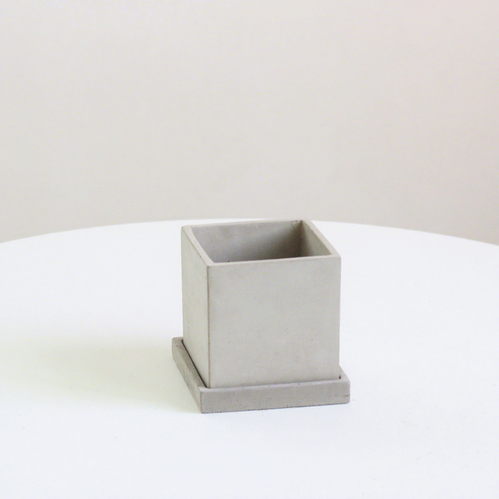 gris-carré de 8 cm