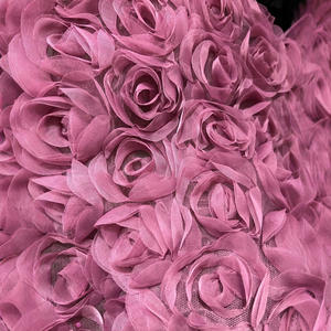 Prix usine brodé 3D Rose tissu broderie dentelle broderie Rose blanche dentelle <span class=keywords><strong>Lolita</strong></span> robe pour <span class=keywords><strong>la</strong></span> fabrication de nappe - Product Image 1