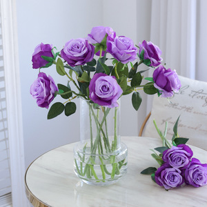 <span class=keywords><strong>Rosas</strong></span> <span class=keywords><strong>blancas</strong></span> artificiales hechas a mano, ramos de <span class=keywords><strong>rosas</strong></span> de seda con tacto realista para el hogar, decoración para fiesta de boda, <span class=keywords><strong>rosas</strong></span> de flores realistas - Product Image 3