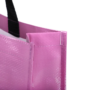 ถุงช้อปปิ้งพลาสติกเคลือบลามิเนตพิมพ์สีสันสดใสนำกลับมาใช้ใหม่ได้จากโรงงานจีน ถุงผ้า PP สำหรับใส่ของชำ - Product Image 4