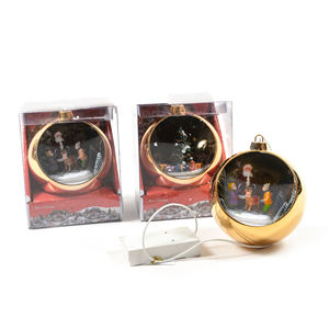 CAROUSEL MUSICAL AVEC LUMIÈRES ET MOUVEMENTS, FONCTIONNE À PILES, 11,5X10X13CM ASSORTI - Product Image 1