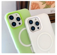 Nouveaux étuis de téléphone portable givrés pour Iphone 17 Air 16 15 14 13 12 Pro Max couverture de sensation de peau liquide de charge sans fil magnétique