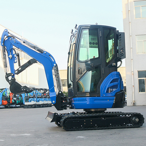 รถขุดขนาดเล็ก 2000 กก. พร้อมใบมีดบูลโดเซอร์ เครื่องยนต์ Kubota ได้รับมาตรฐาน CE/EPA จัดส่งฟรี - Product Image 3