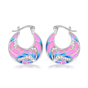 Orecchini a Cerchio E2044 in Oro Bianco per Donna, Design Floreale con Cristalli e Strass, Stile Trendy per Uso Quotidiano - Product Image 3